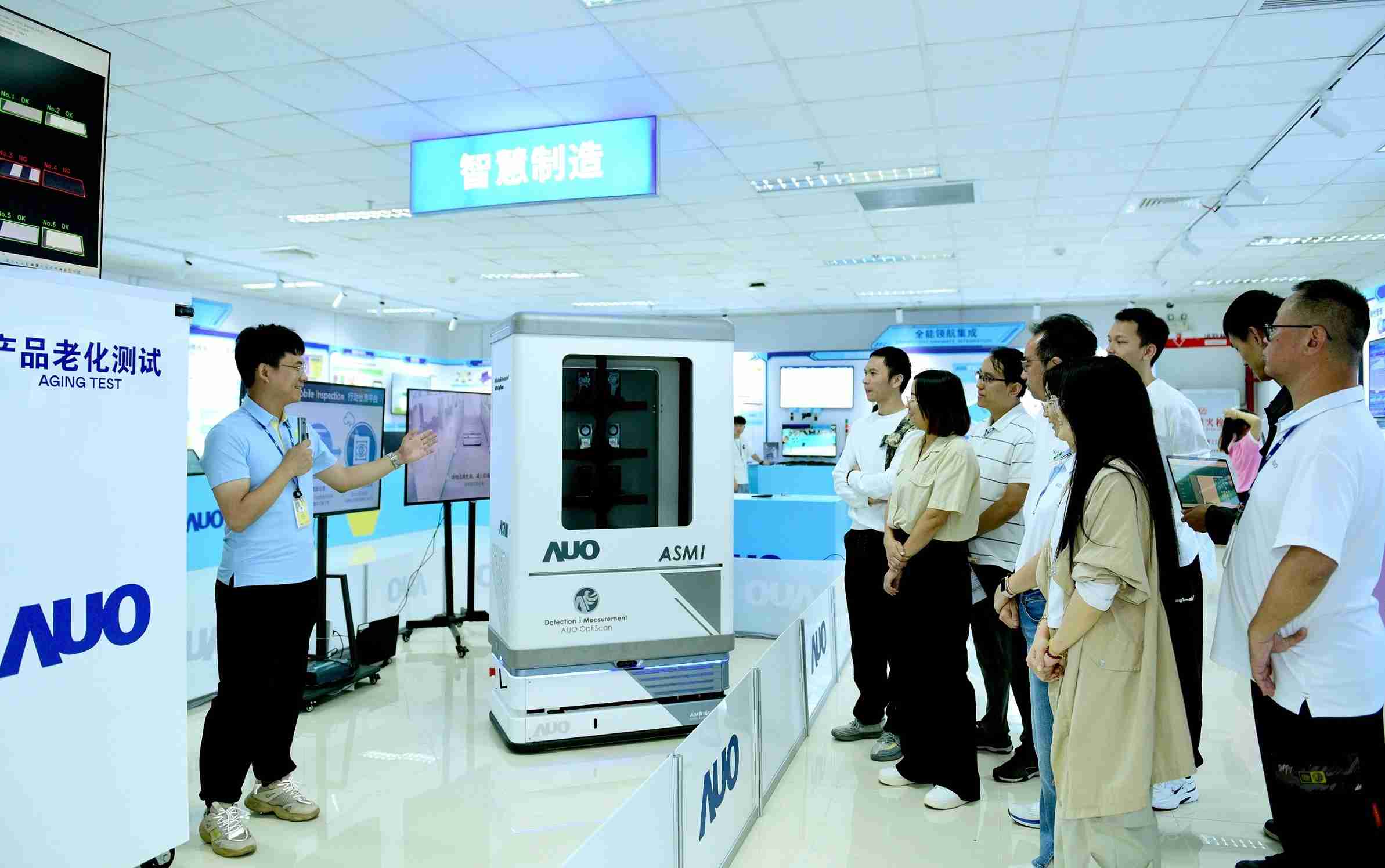 888.BY集团电子游戏厦门将5G+ABC技术串联生产管理全流程，，，，打通研发、、采购、、、、生管、、、、制程、、、设备、、质量等产品全生命周期制造流程，，，，完成数字化设计、、、智慧供应链、、智能座舱、、、全流程设备管理、、数据驱动优化、、、智慧在线检测、、、智慧品管等自适应生产模式升级